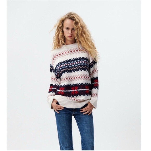 ZARA Apres Ski Oversized Jacquard Knit Snowflake Sweater Size Small - Picture 1 of 9